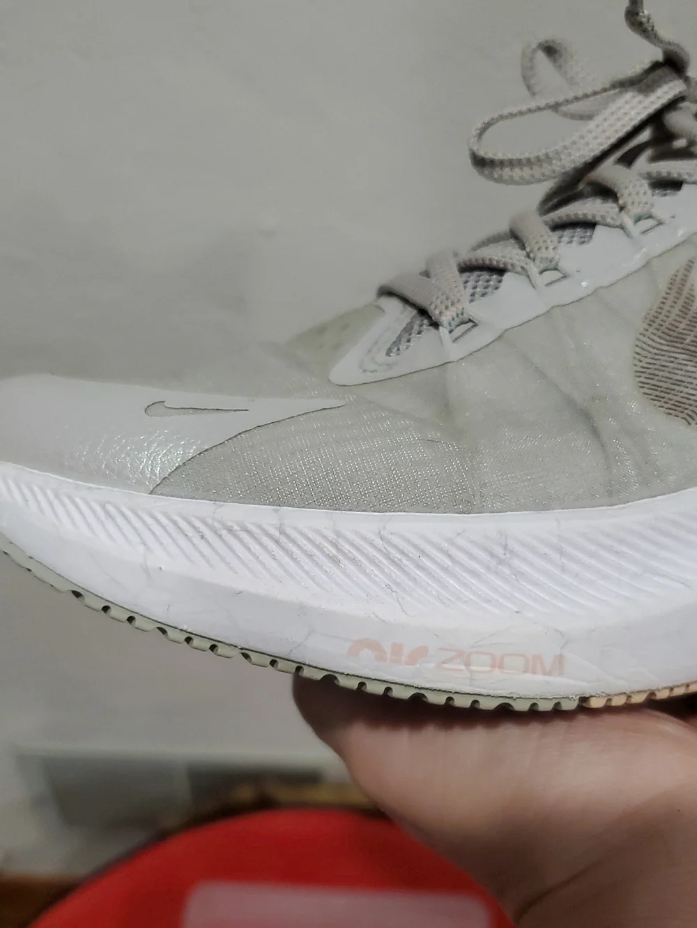 Nike Air Zoom Winflo 8 In Grey Fog Iridescent Size 8
